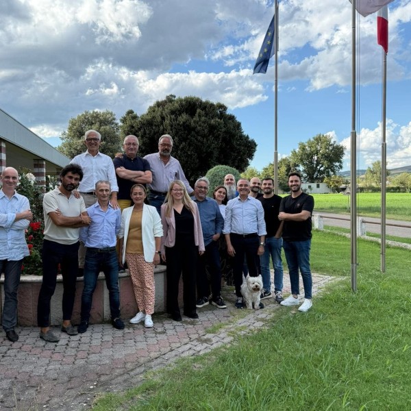 Ponte Giulio annuncia la partnership esclusiva con Bobrick in Italia